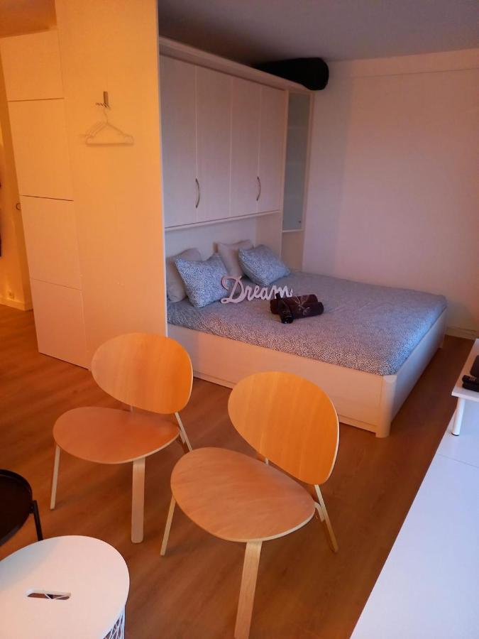 Relax @The Beach De Haan Bagian luar foto